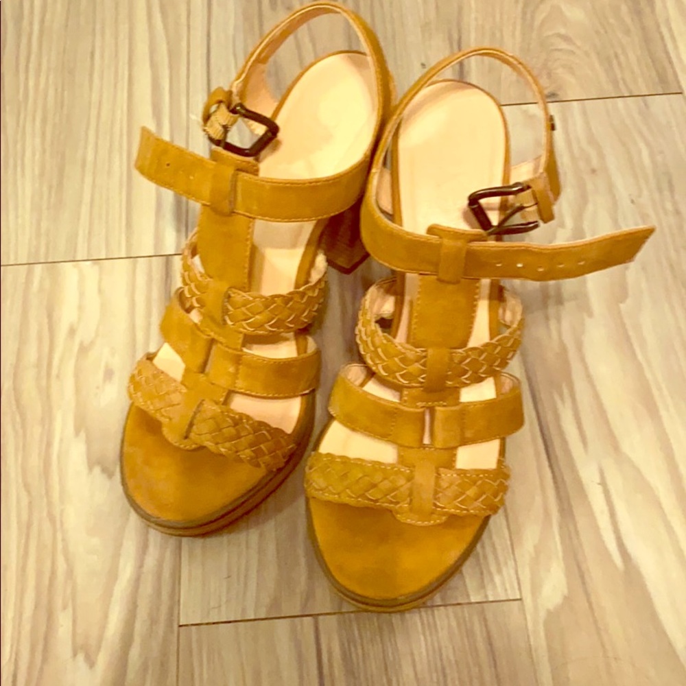 OXOX Brown chunky Heel